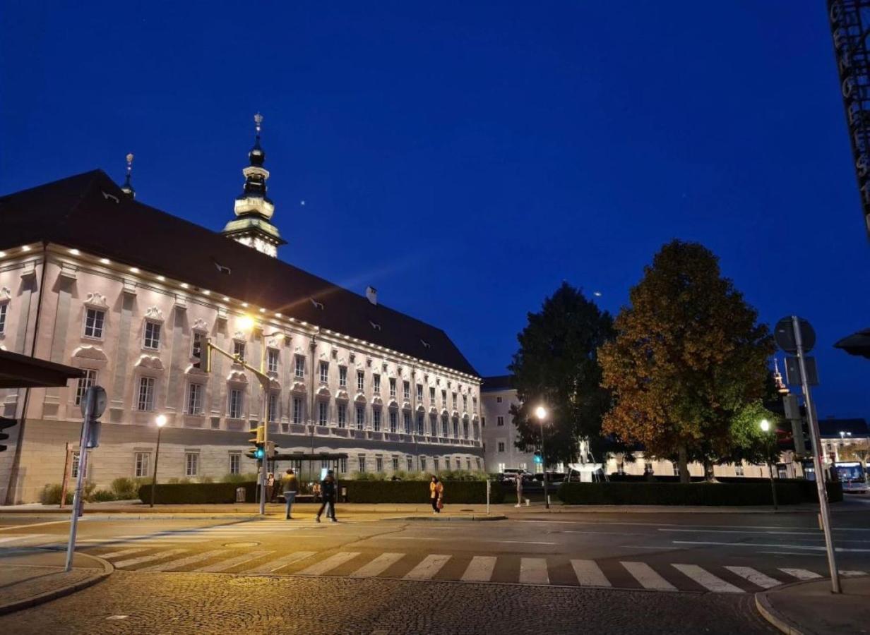Zwischen See & Zentrum / Messe. Arbeitsplatz, Tg Klagenfurt am Woerthersee Exteriör bild